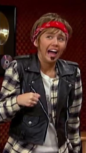 Nothing a hug from the Jonas Brothers can't fix | Hannah Montana | Disney Channel