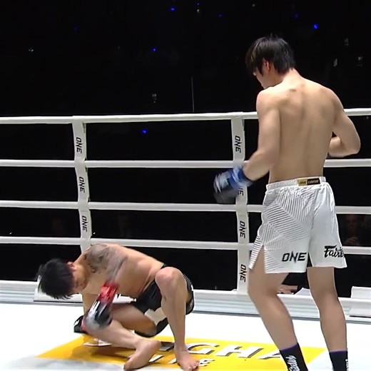 SHOCKING result 🤯 Liu Mengyang stops Tawanchai with a single leg kick! #ONEFridayFights137 | ONE Championship