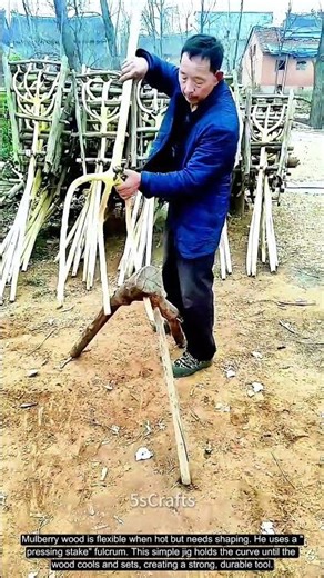 Traditional Craft: Shaping a Mulberry Pitchfork with a Simple Stake