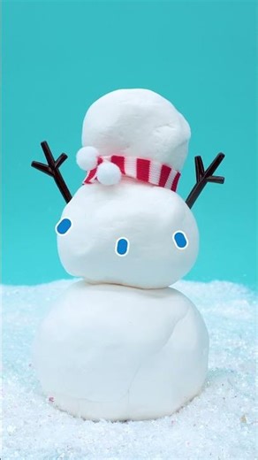 BUILD A SNOWMAN Song! ⛄| Festive Fun For Kids | Let's Get Creative #cocomelon