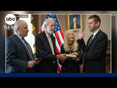 Billionaire sworn in for top NASA job