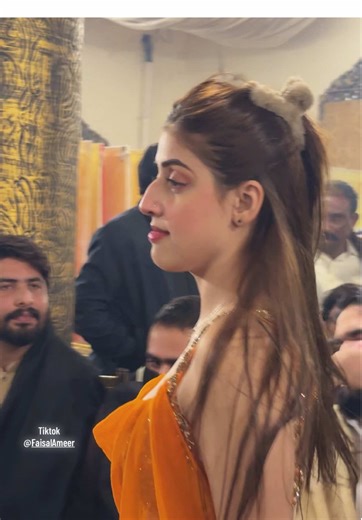Bushra Rajpoot's Stunning Dance Performance in Sargodha