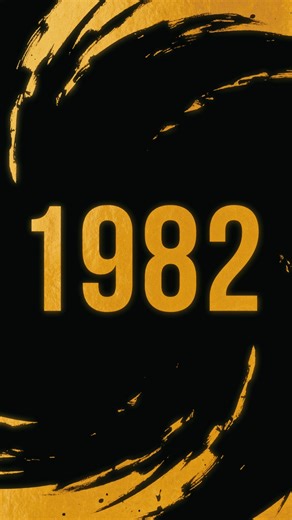 🔥 1982: E.T. phoned home and broke box‑office records. Plus, the first compact disc spun crystal‑clear tunes. “No One Like You” hit the scene and quickly became an anthem. 🤘 | Scorpions
