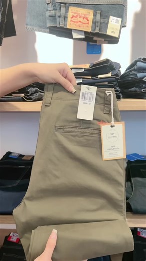 Pantalones Dockers: Elegancia y Comodidad en Santa Cruz