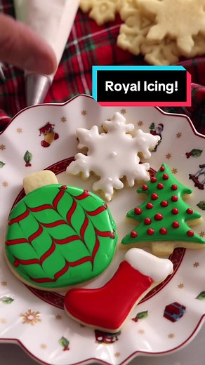 My EASY Royal Icing recipe takes your sugar cookies to the next level with just a few ingredients! I love decorating cookies for special gifts and to make my cookie platter shine. Check out my blog post for all the tips and tricks and Happy Baking! Recipe up on the blog #preppykitchen #baker #recipevideo #cookiedecorating #christmas2023