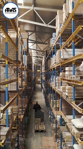 Manual vs Electric Stackers — What’s Best for You