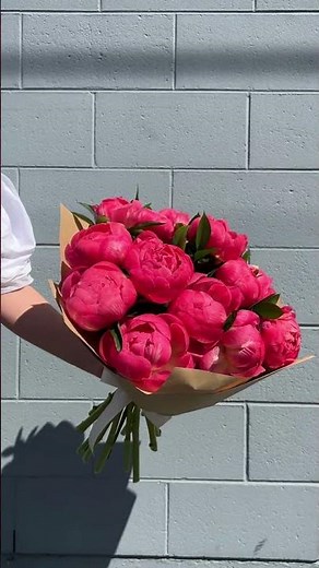 Order Peonies Online | Interflora NZ