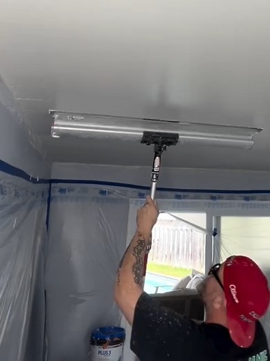 Level 5 Drywall Skimming Blade Setup for Clean Renovations