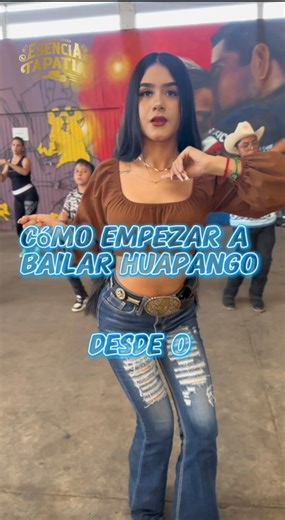 5.7M views · 114K reactions | Así empezarás a bailar HUAPANGO desde 0鸞 #huapango #clases #huapangos #tutorial #baile #bailar #mexico #parati #viral #norteñas #jaripeobaile #entretenimiento | Esencia Tapatía | Facebook