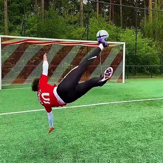 Recreating Iconic Bycicle Kicks 💀#eafc24 #shorts#eafifa#fifamobile#fifa23#fcmobile24#fifa22#easports