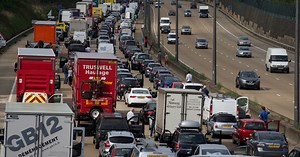 M25, M40 and M4 traffic: Live updates on delays on 3 motorways