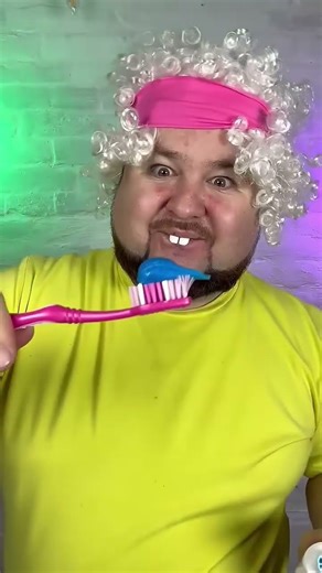 How to use toothpaste 🦷🤍