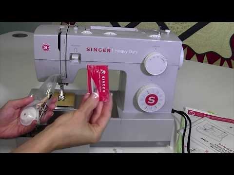 Singer Heavy Duty 4423 2 Accessories