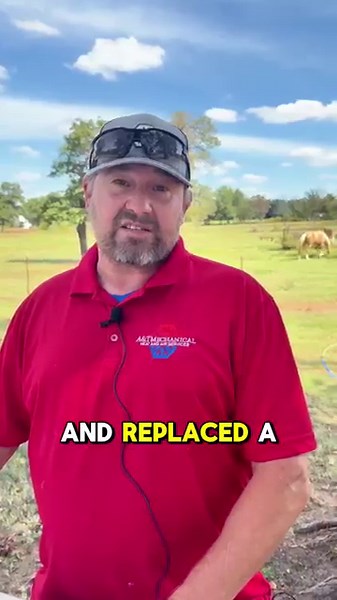 Whats the difference between a fuse box and a breaker panel?