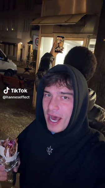 Betrunken Döner kommt Böse: Eine humorvolle Geschichte