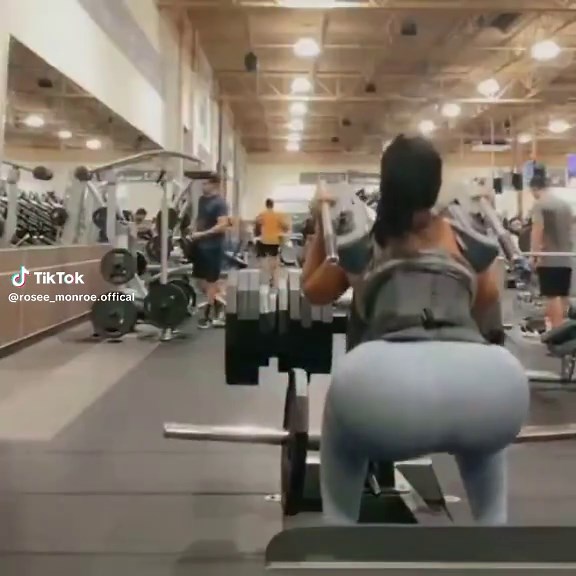 Empowering Women in Fitness: A Venezuelan Perspective