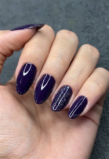 Dark purple nails 💅🏻💜🪻🌂✨ #unhas #nails #nailart #nailtutorial #unhasnaturais