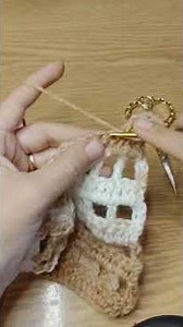 Easy Crochet Pocket Shawl for Beginners|Simple One-Row Stitch Tutorial(Fast,Cozy & Perfect for Gifts