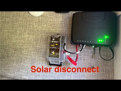 Solar disconnect switch in RV