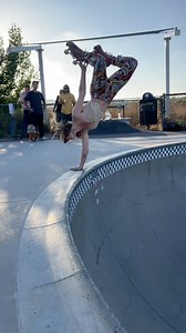 41K views · 124 reactions | Pool coping & tile 襤 Thank you for filming @sanch3_6_9  | Jammalynn Flower | Facebook