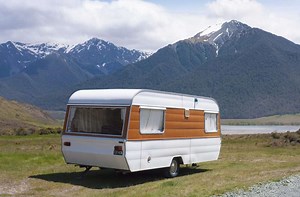 Replacing Caravan Interior Wall Panels And Ceiling Panels – The Process And Options | Orlandi