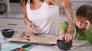 63K views · 335 reactions | This episode on Cooking With Greyson, we make Greyson's favorite thing in the world right now, which happen to be Demagorgons from Stranger Things (One of my favorite shows ever) Greyson has never actually seen Stranger Things, but we have a pinball machine that has Demagorgon's on it, which he is obsessed with So, we found a way to make edible ones quick and easy so he could enjoy it❤️ Check it out!! | JWOWW | Facebook