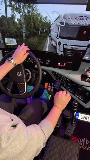 Ultimate Euro Truck Simulator 2 Gameplay Experience