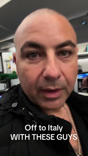 Joe Avati Stand Up Comedy Tour in Italy