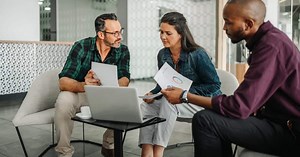 Effective Christian Leadership for Today: Key Aspects, Stages & More