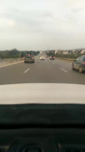 Driving Experience on Tunisia's Multi-Lane Highways