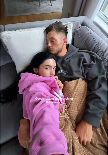 Spring Break Adventures: Couple Goals for Every Day