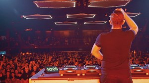 Rate my NEW track with YVES V and ROZES in the COMMENTS below (1-10)! 🔥👇🏻 | Sam Feldt