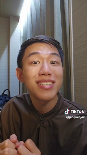 Here are my personal tips when using your debit card and credit card. 🚫 do not enroll your debit cards on online sites and apps 🚫 avoid auto debit on your debit cards since its connected to your savings account ✅️ use your ecredit card when purchasing from online shops and apps - my personal opinion - #debitcard #creditcard #finance #creditcardph #fintok #tiktokfashion #safety