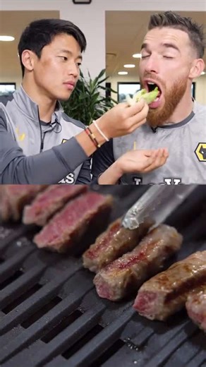 Wolves FC players try Korean BBQ for the first time! 🇰🇷🔥