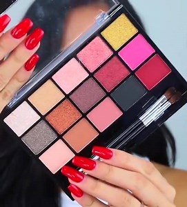 Check out the NEW #hardcandylife Spring Collection in action ✨ Full #tutorial of ft. Instagram.com/valelorenbeauty creating this fresh, #RoseGold look is coming soon to our YouTube Channel so make sure you're subscribed! | Hard Candy