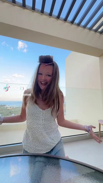 Summer Outfit Ideas for a Perfect Tan