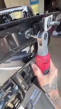 M12 FUEL™ 1/4" High Speed Ratchet | 2566 Video Credit: @olie__olie_paintz