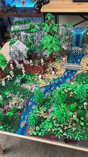 Efficient Custom Lego MOC Breakdown and Sorting Process
