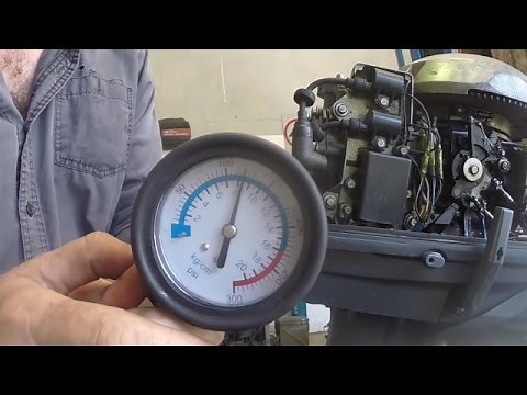 How to service an outboard motor