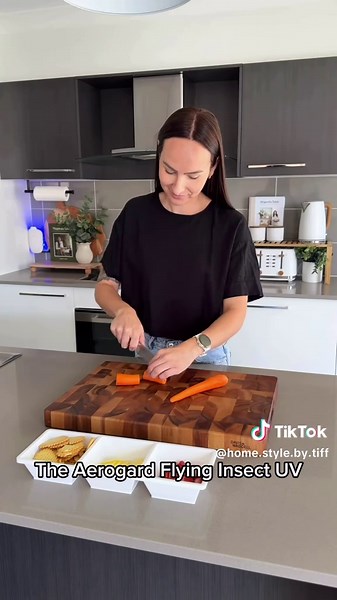 I love summer but what I don’t love are all the house flies and bugs that come along with it! But that’s all changed, because I found the ultimate home hack, the @Aerogard Flying Insect UV Light Trap. It’s a mess and odour-free 24/7 continuous attraction for flying insects and it’s so simple to use. It’s the perfect summer addition to our family home. You can buy the Aerogard Flying Insect UV Light Trap on Amazon using the link below. It’s also available at your local Woolworths #ad #homehacks #