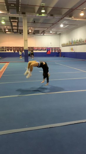 Mastering Back Handsprings: Overcoming Fear in Tumbling