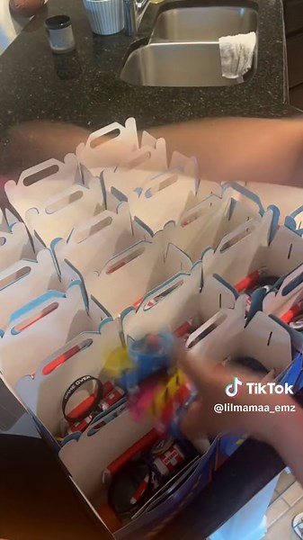 Fortnite Party Bags and Goodie Bags for Boys