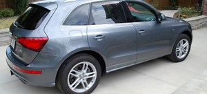 How to Use Spray Metallic Car Paint | DoItYourself.com