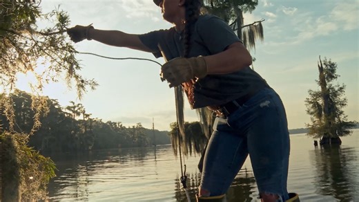 Troy and Pickle are forced to break the King of the Swamp's number one rule, `no treble hooking', in order to catch giants. | Swamp People on History