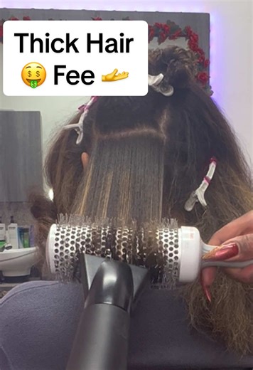 Hey Slayers🦄, this is a silk press hair tutorial, and I show you step-by-step how I set her hair up with hydrating products. Then we use a round brush by Olivia to help create tension and create smooth results. Then I use my titanium flat iron to give her a beautiful #silkpress After the #blowout, we finished off by giving her some beautiful curls. Tell me what you think about the end results to this hair tutorial and let me know what you think of the comments. 💖💅✨🥰