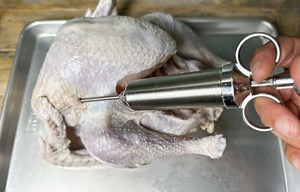 Complete Guide to Injecting Meat for Smoking
