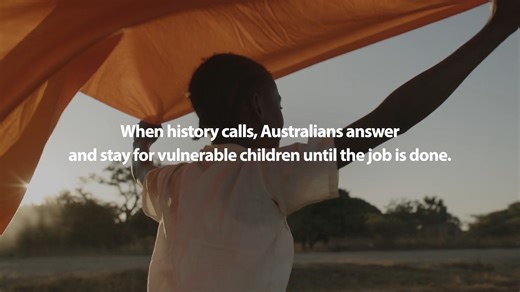 25 reactions | From the moment disaster strikes, Australians make it...