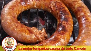 1.8K views · 42 reactions | ¿Te gustaría ganarte un kilo de longaniza y además un kit de promoción ? Te invito a que le des like a Longaniza Casera "El Xhunco" y si deseas hacer un pedido favor de comunicarte al  99 82 65 58 19 #Longaniza #casero #giveaway #cancun | El Gallo Iván Pool | Facebook
