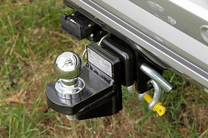 Complete heavy towing guide: GVM, GCM, payload, towball limits explained