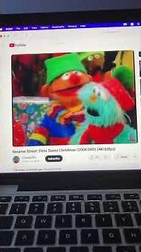 Sesame Street Elmo saves Christmas